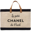 a bag with the words le petit chanel de pearl on it
