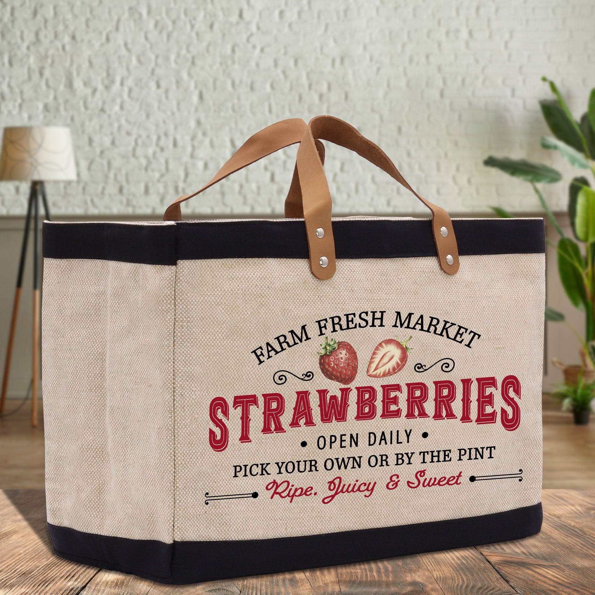 a bag that is sitting on a table