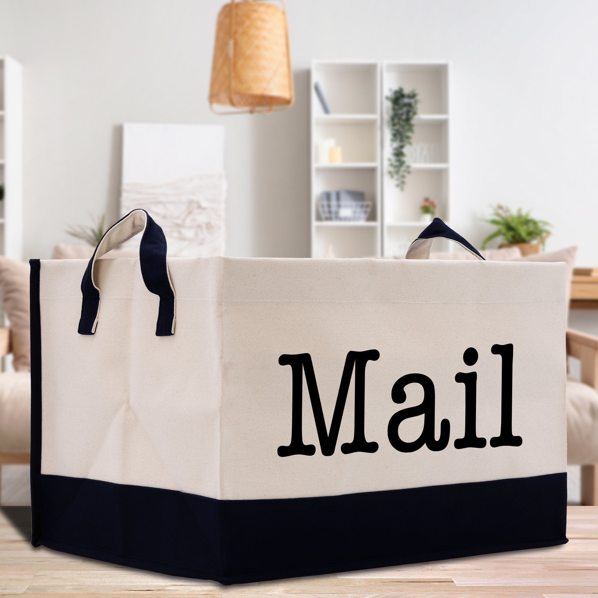 a bag with the word mail printed on it