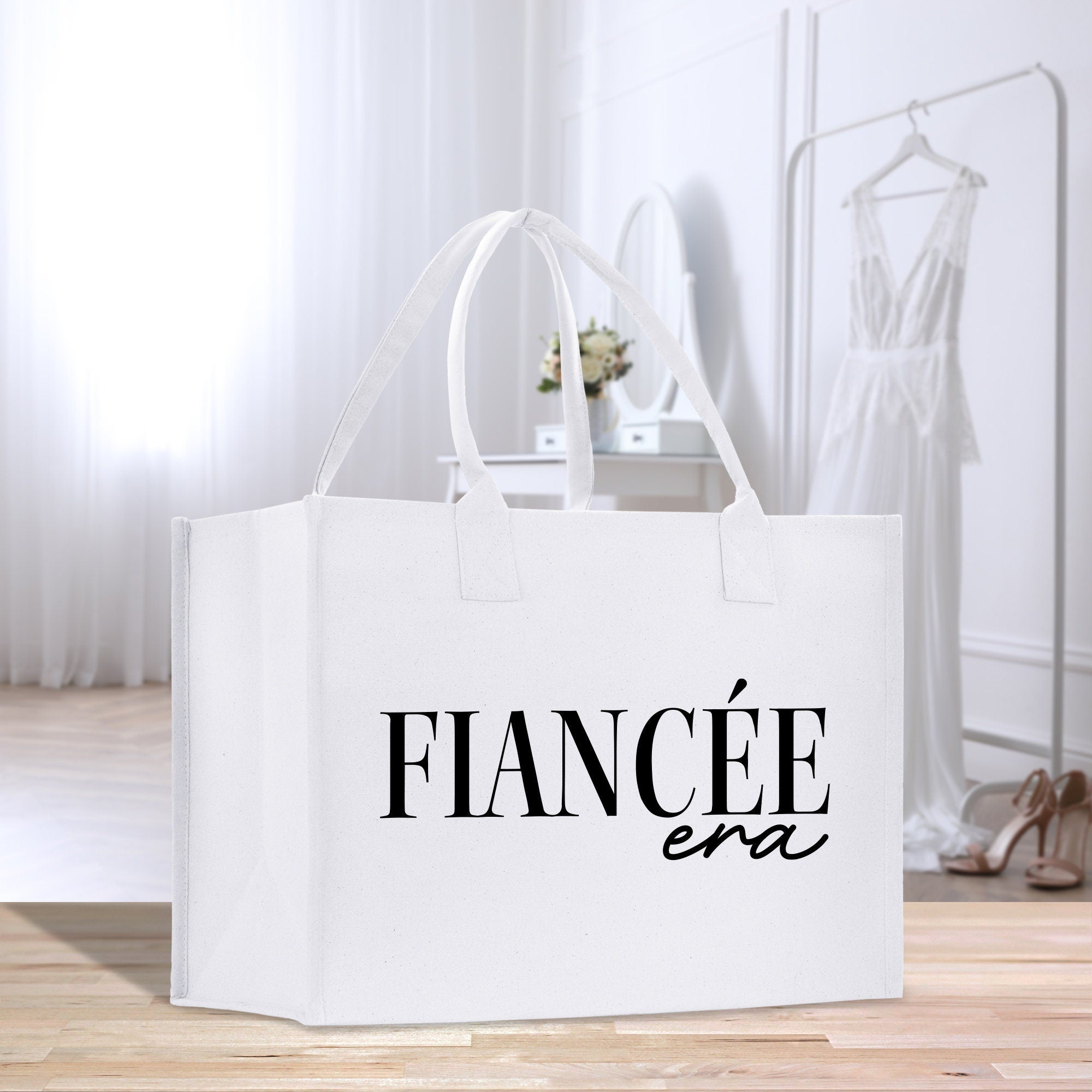 a white bag with the word france on it